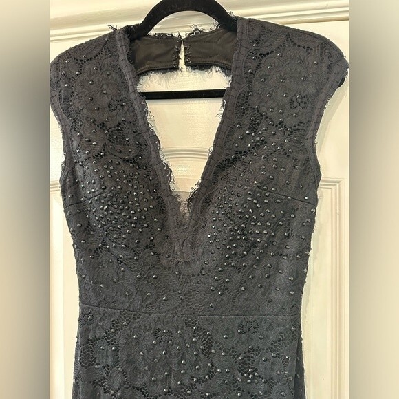 Avery G Open Back Lace Night Gown In Black Size 4 - Picture 2 of 6